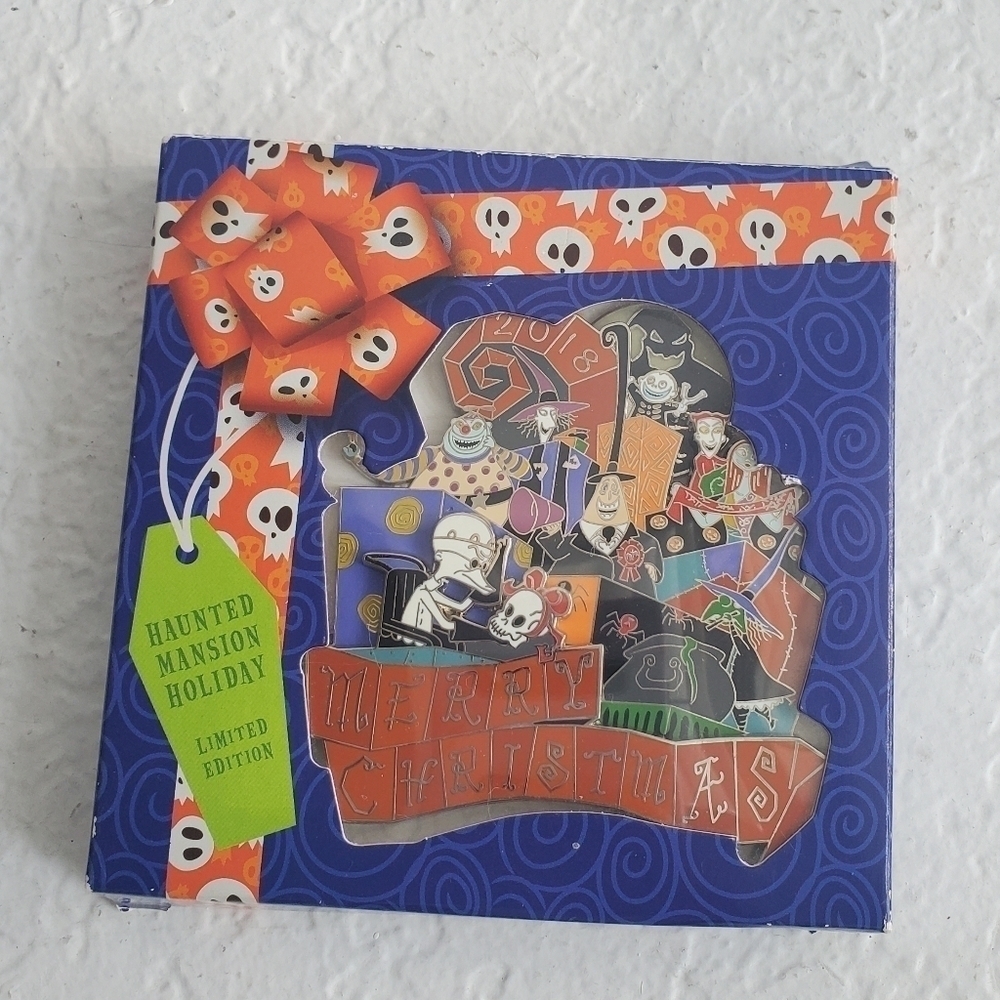 Nightmare Before Christmas Ornament Pin Haunted Mansion 2018 Disney Parks